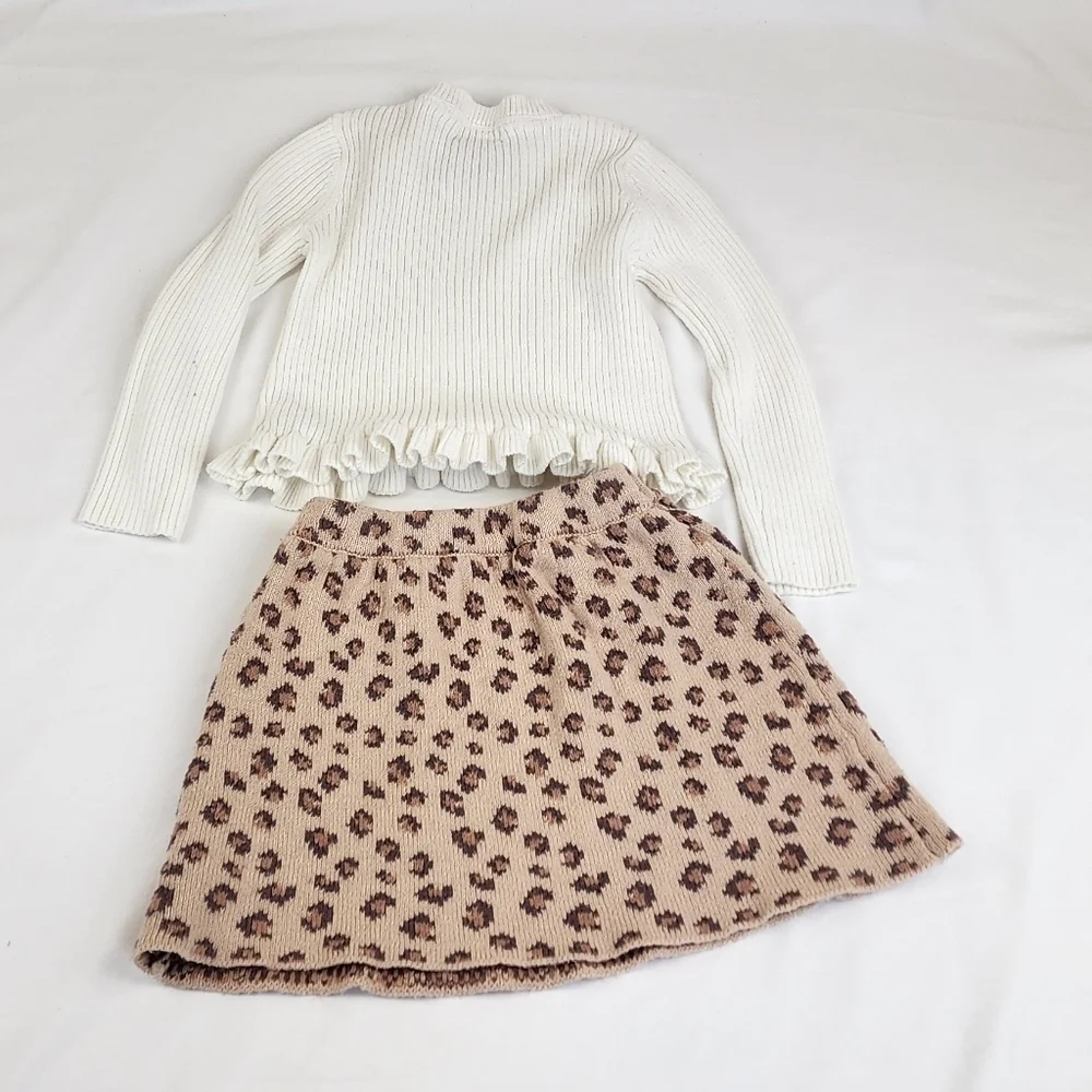 Rachel Zoe Long Sleeve  Sweater Skirt  Set